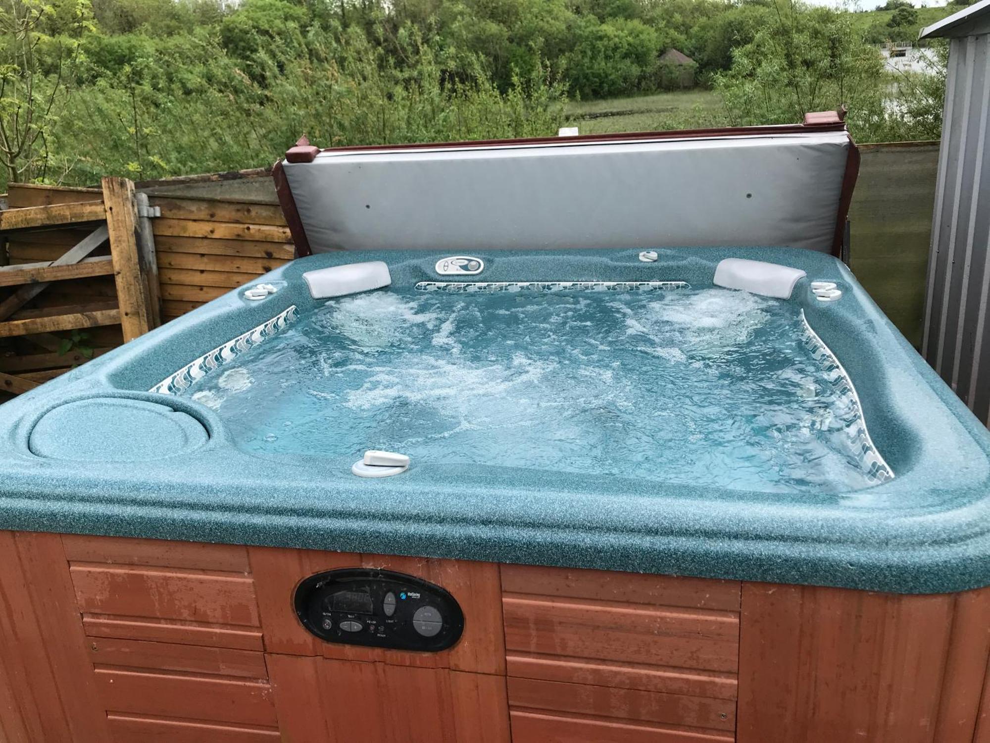 Fermanagh Lakeside Self Catering Corranny Exterior foto